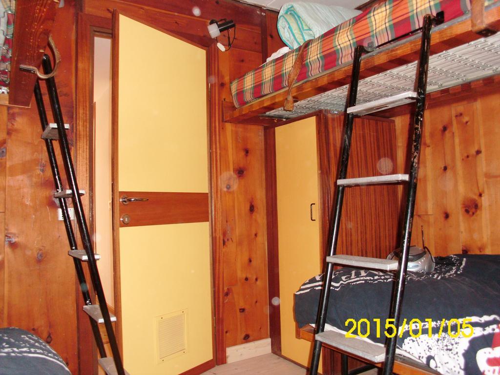 Chalet Vicino A Cortina Borca di Cadore Oda fotoğraf